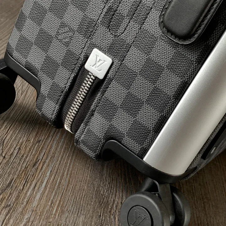 スーパーコピー ルイヴィトン スーツケース