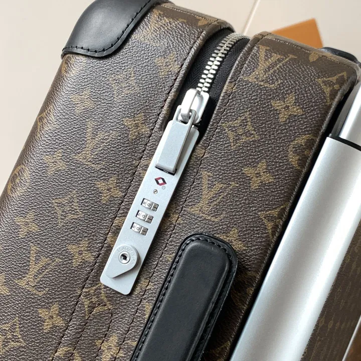 スーパーコピー ルイヴィトン スーツケース