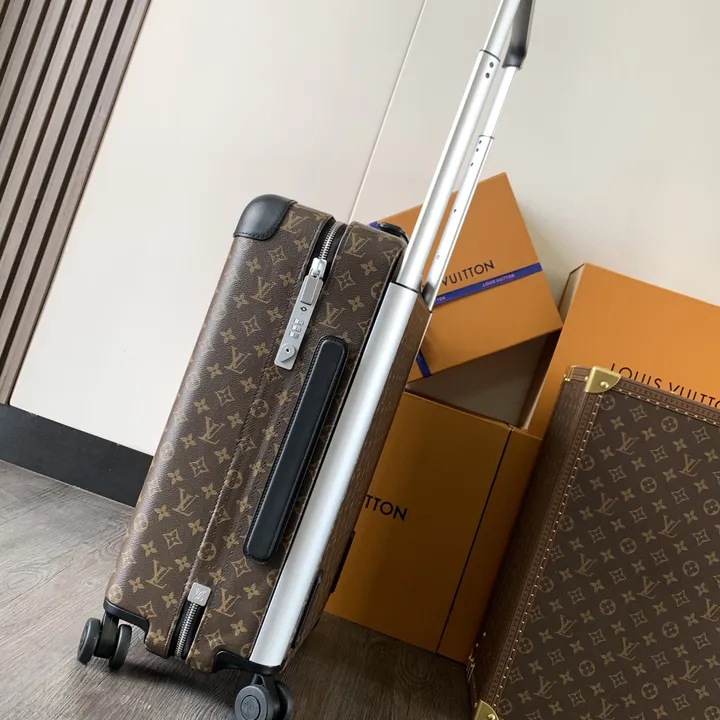 スーパーコピー ルイヴィトン スーツケース