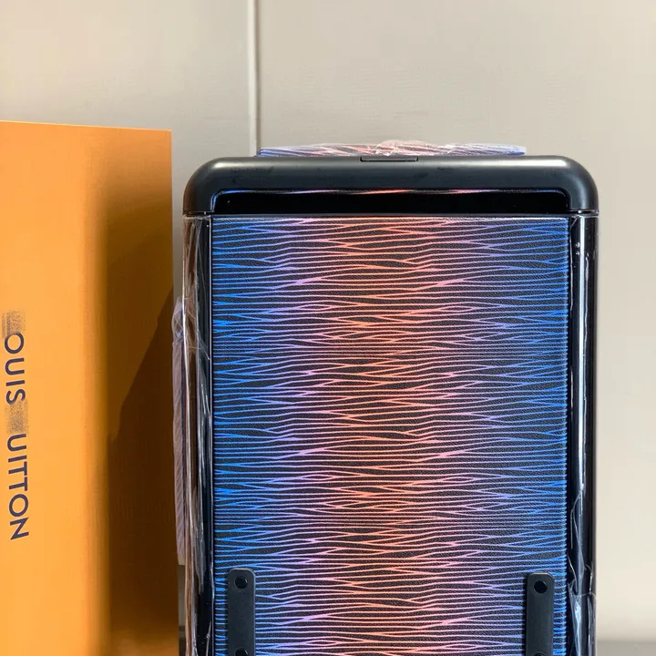 スーパーコピー ルイヴィトン スーツケース