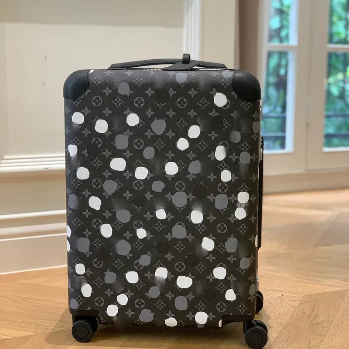 スーパーコピー ルイヴィトン スーツケース