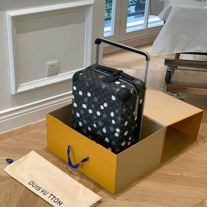 スーパーコピー ルイヴィトン スーツケース
