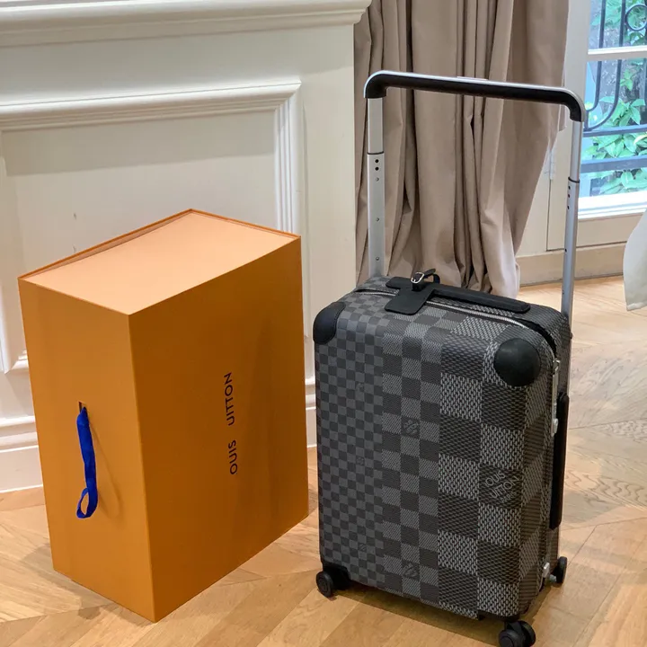 スーパーコピー ルイヴィトン スーツケース