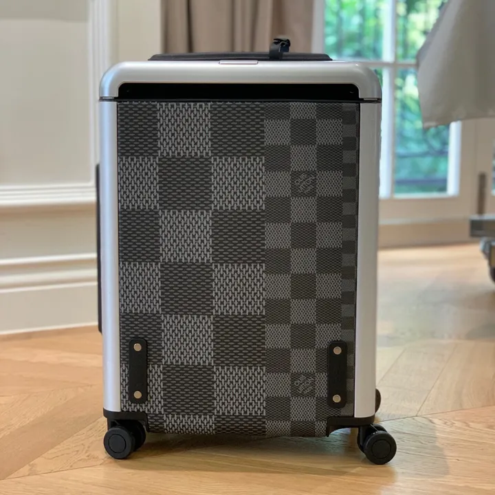 スーパーコピー ルイヴィトン スーツケース