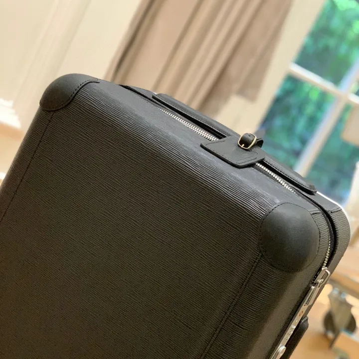 スーパーコピー ルイヴィトン スーツケース
