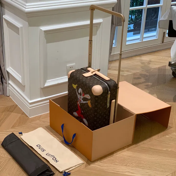 スーパーコピー ルイヴィトン スーツケース