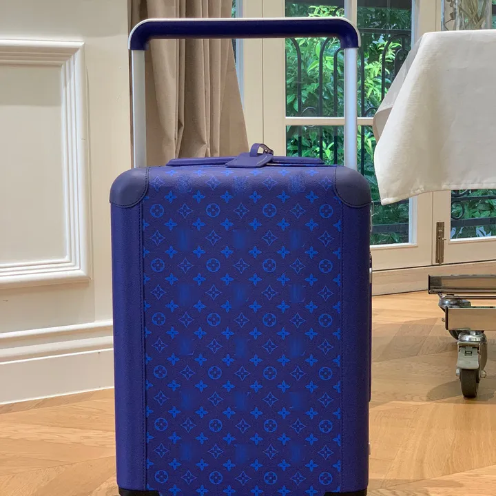 スーパーコピー ルイヴィトン スーツケース