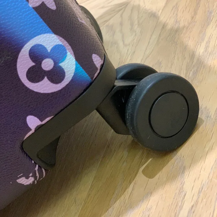 スーパーコピー ルイヴィトン スーツケース