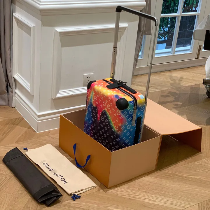 スーパーコピー ルイヴィトン スーツケース