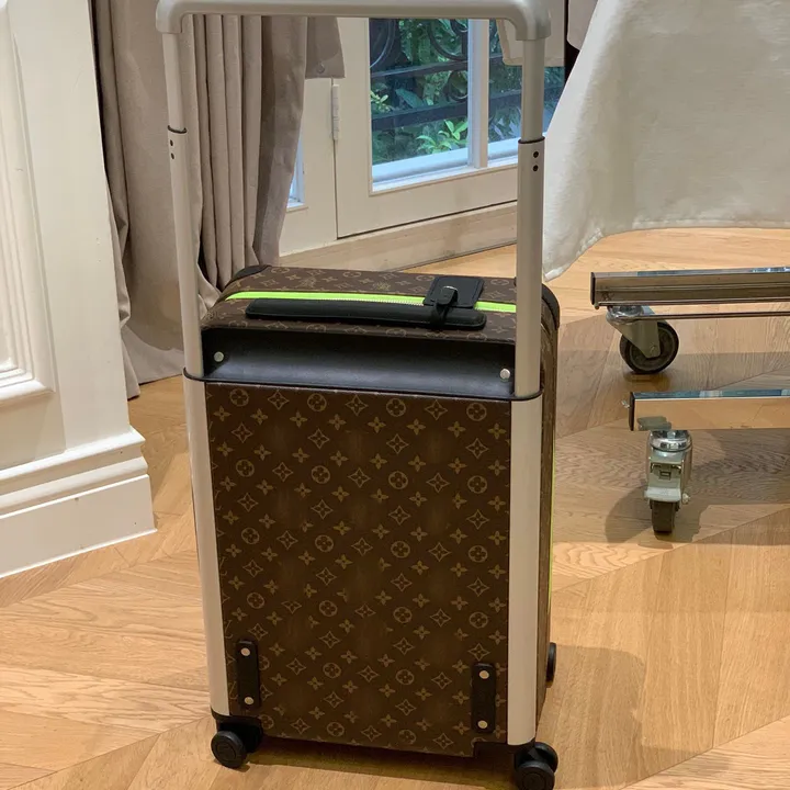 スーパーコピー ルイヴィトン スーツケース