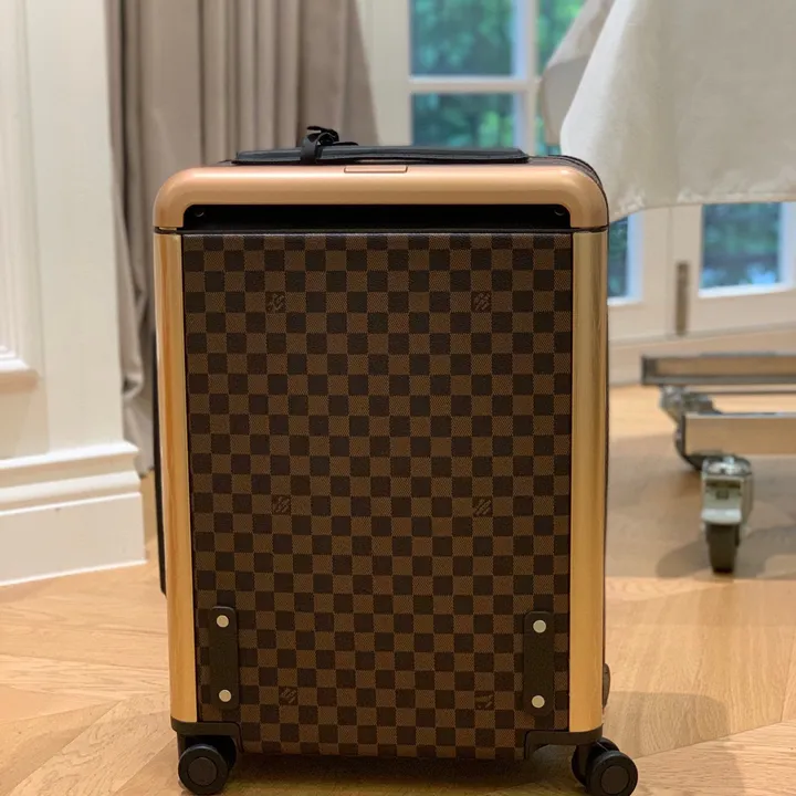 スーパーコピー ルイヴィトン スーツケース