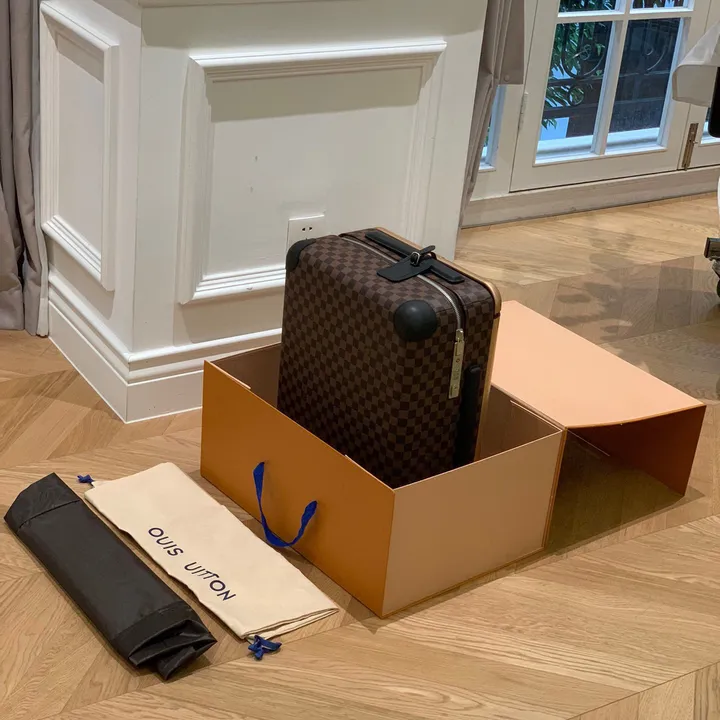 スーパーコピー ルイヴィトン スーツケース