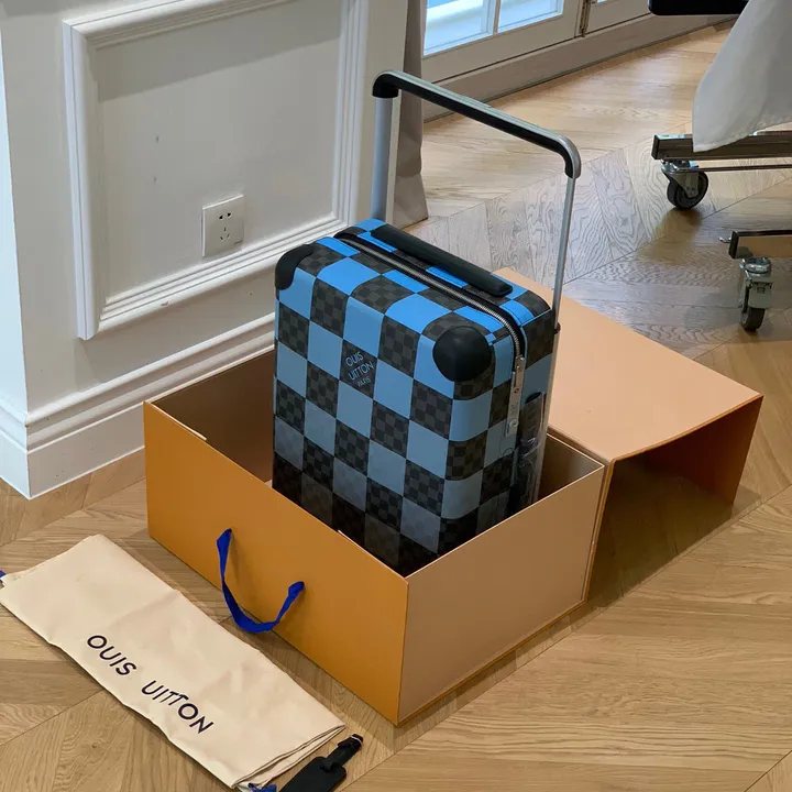 スーパーコピー ルイヴィトン スーツケース