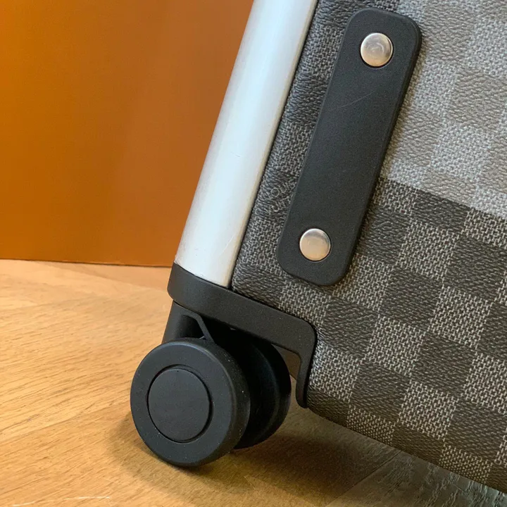 スーパーコピー ルイヴィトン スーツケース