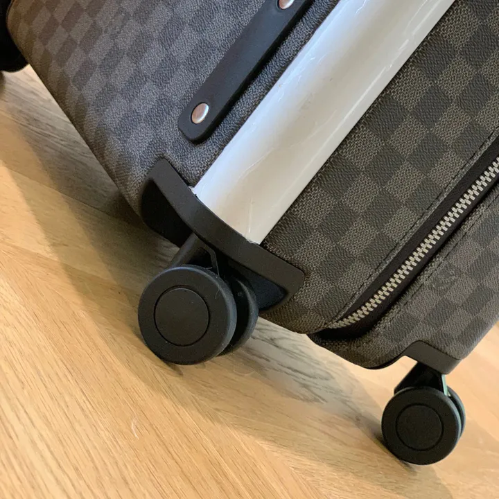 スーパーコピー ルイヴィトン スーツケース