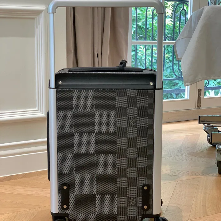 スーパーコピー ルイヴィトン スーツケース