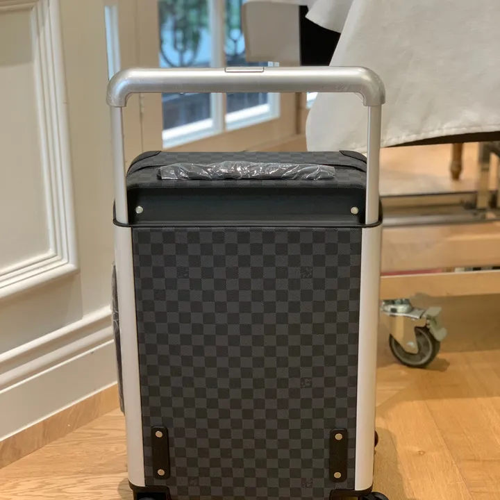 スーパーコピー ルイヴィトン スーツケース