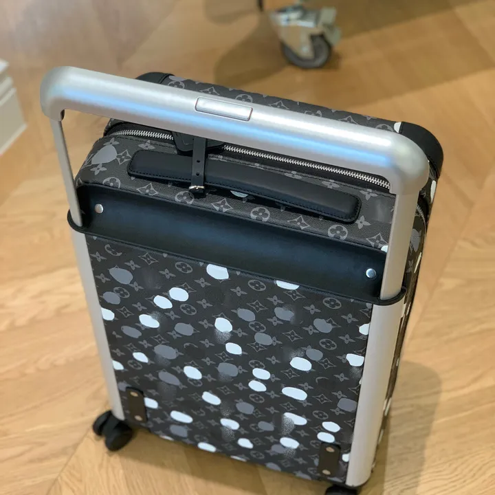 スーパーコピー ルイヴィトン スーツケース