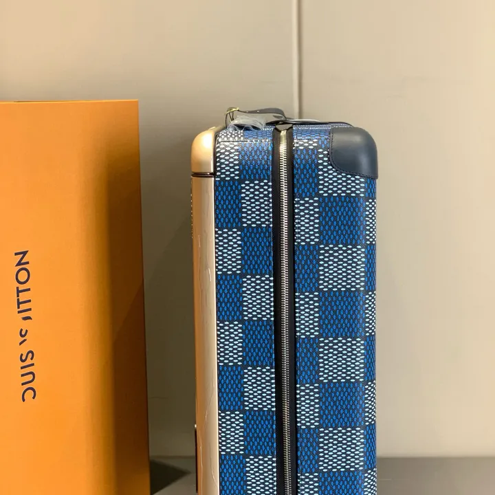 スーパーコピー ルイヴィトン スーツケース