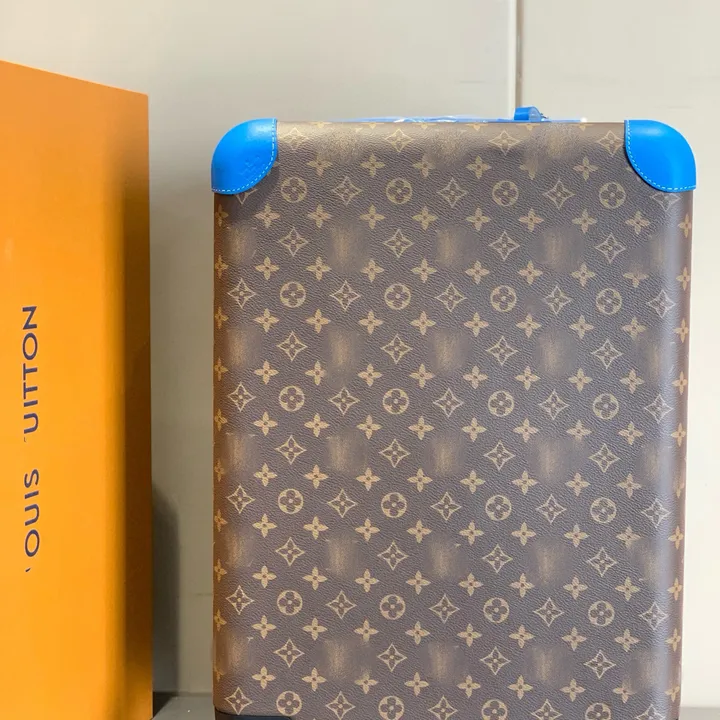 スーパーコピー ルイヴィトン スーツケース