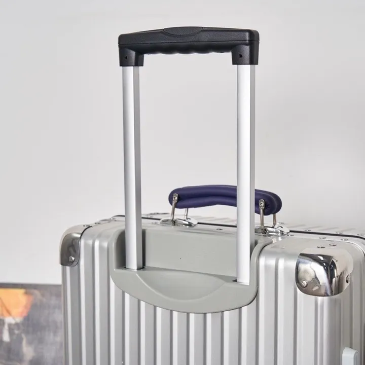 スーパーコピー リモワ スーツケース