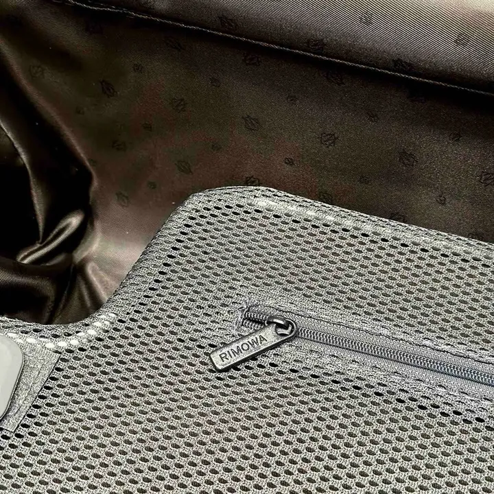 スーパーコピー リモワ スーツケース