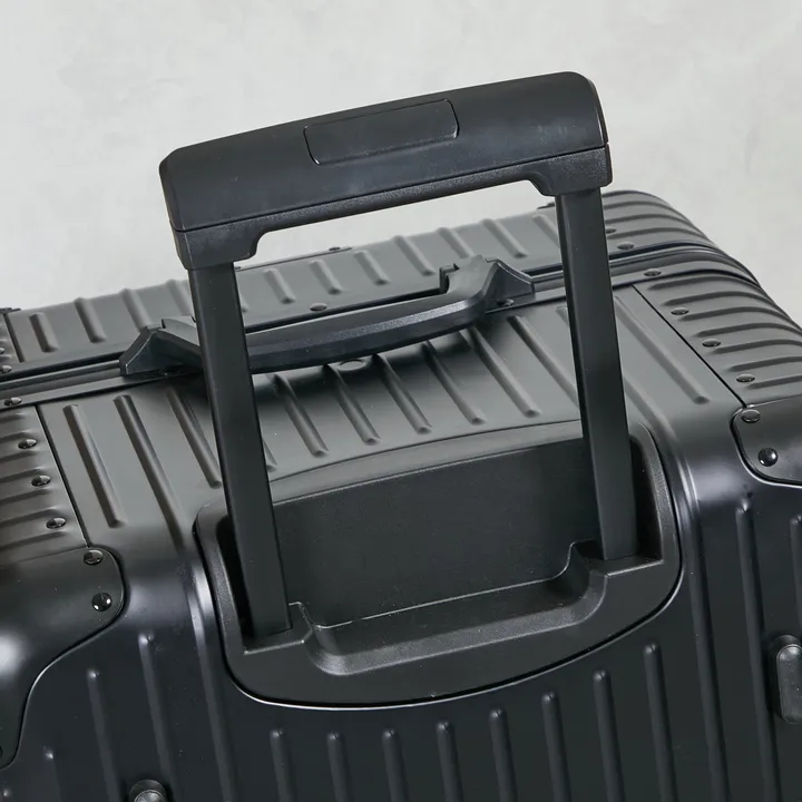 スーパーコピー リモワ スーツケース