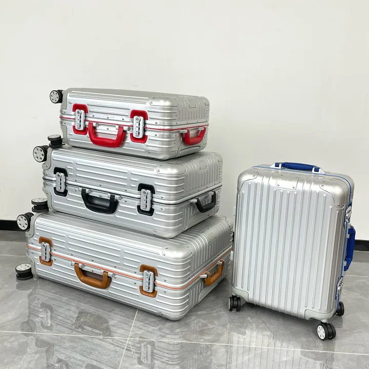 スーパーコピー リモワ スーツケース