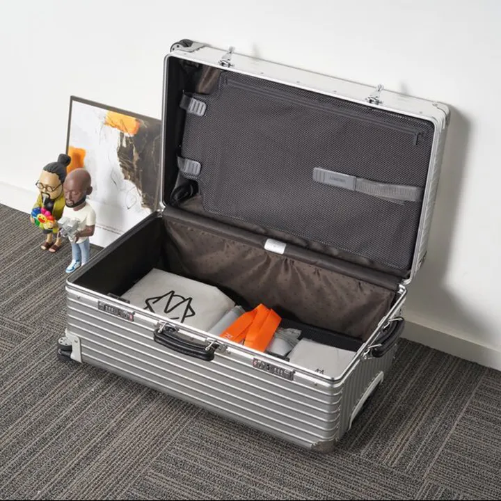 スーパーコピー リモワ スーツケース