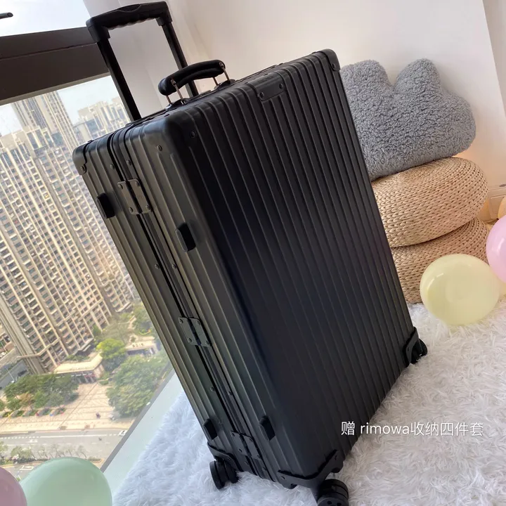 スーパーコピー リモワ スーツケース