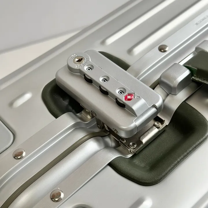 スーパーコピー リモワ スーツケース