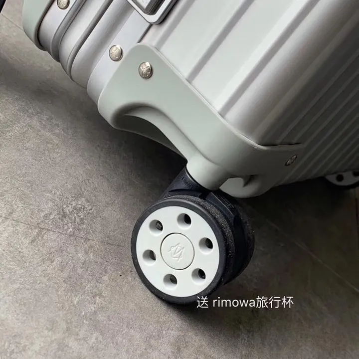 スーパーコピー リモワ スーツケース