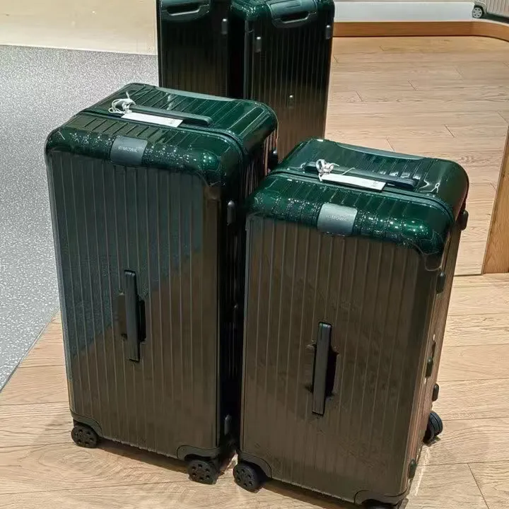 スーパーコピー リモワ スーツケース