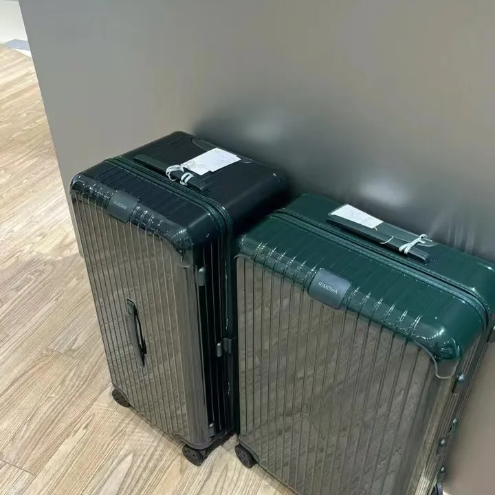 スーパーコピー リモワ スーツケース