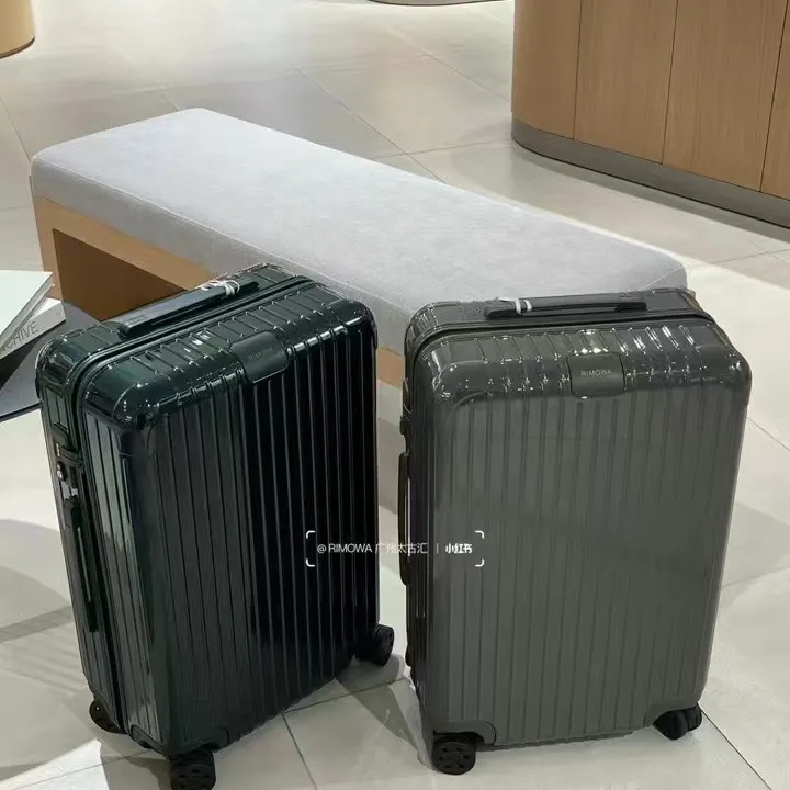 スーパーコピー リモワ スーツケース