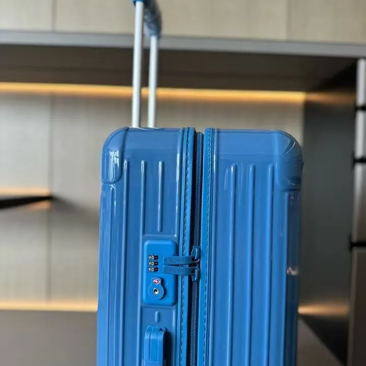 スーパーコピー リモワ スーツケース