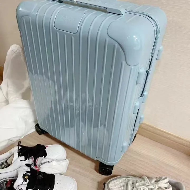 スーパーコピー リモワ スーツケース