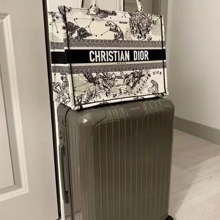 スーパーコピー リモワ スーツケース