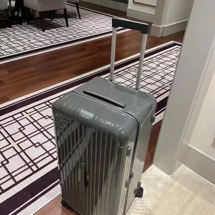 スーパーコピー リモワ スーツケース