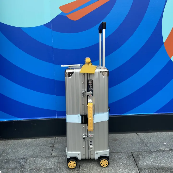 スーパーコピー リモワ スーツケース