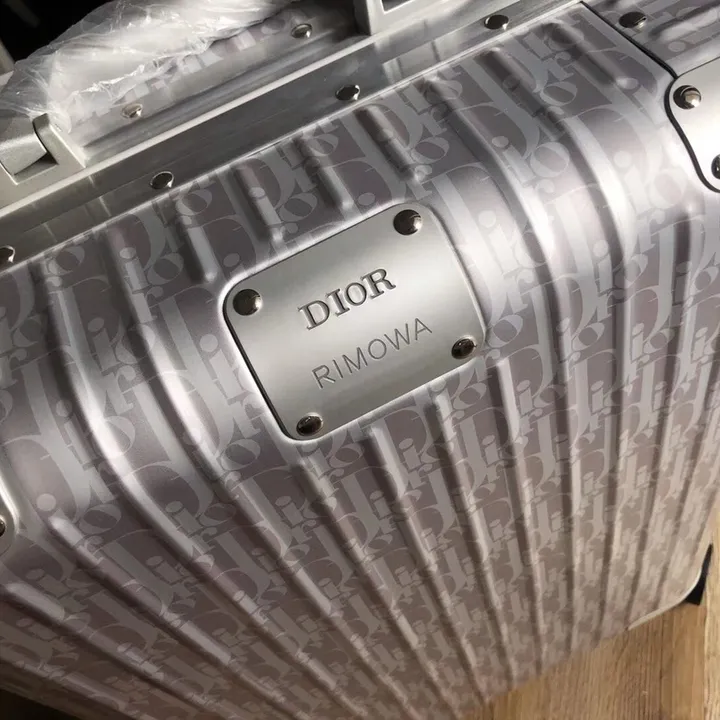 スーパーコピー グッチ スーツケース