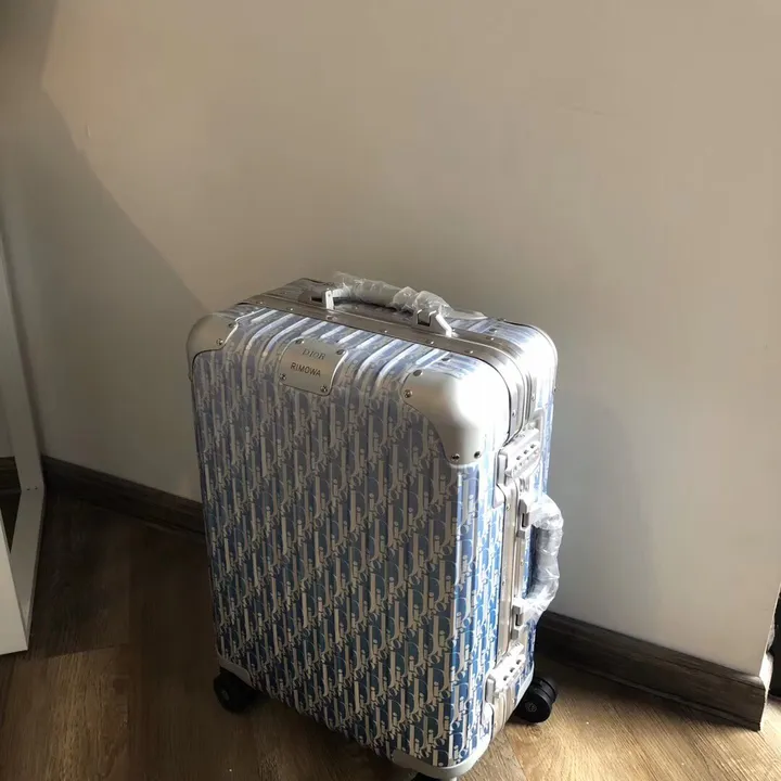 スーパーコピー グッチ スーツケース