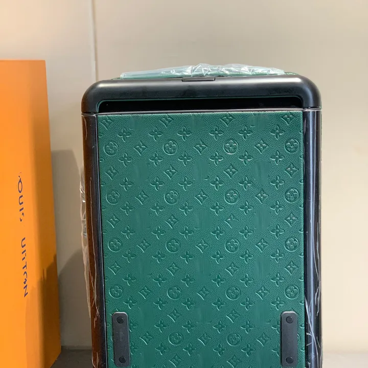 スーパーコピー ルイヴィトン スーツケース