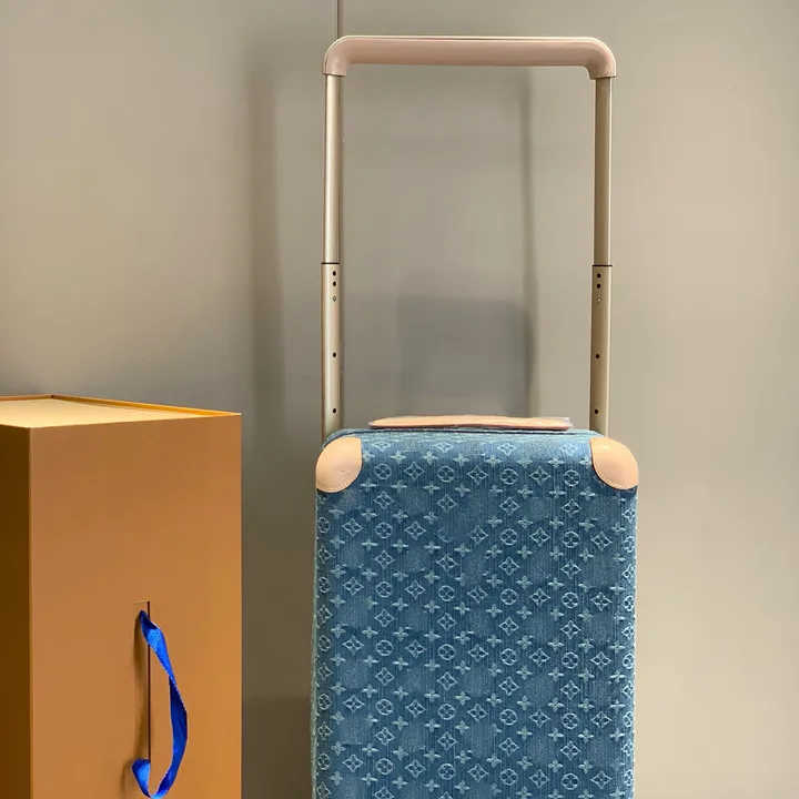 スーパーコピー ルイヴィトン スーツケース