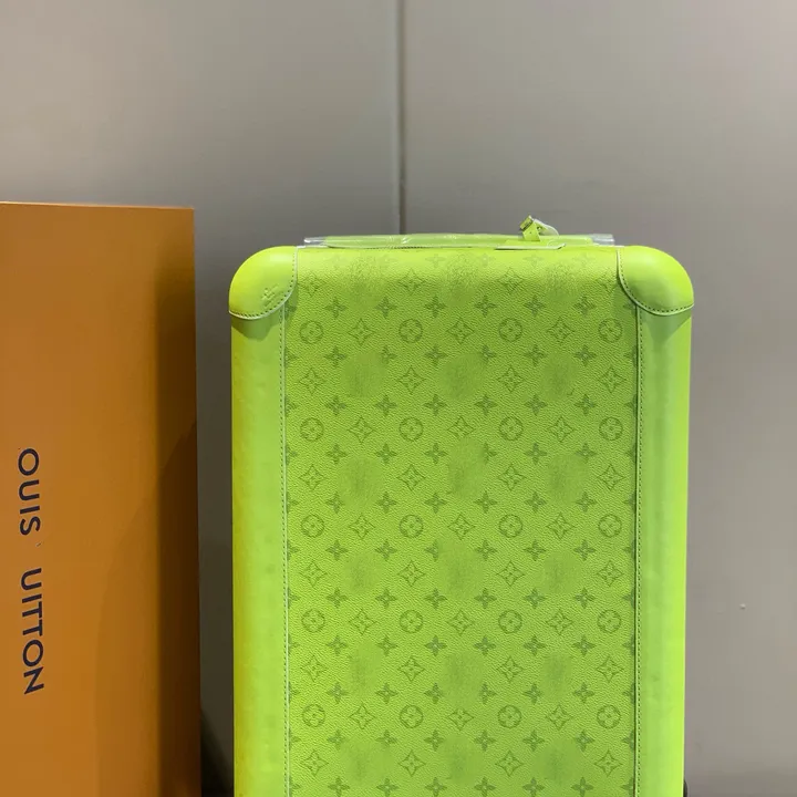 スーパーコピー ルイヴィトン スーツケース