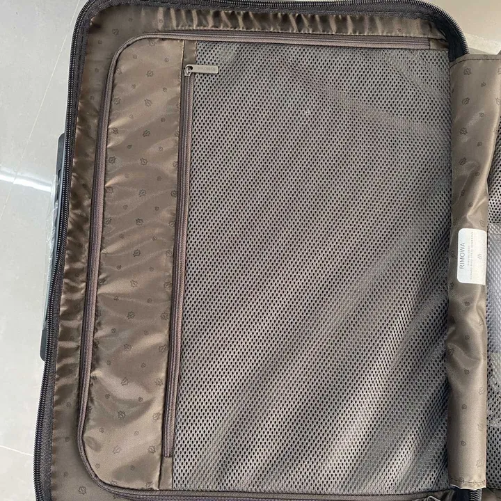 スーパーコピー リモワ スーツケース
