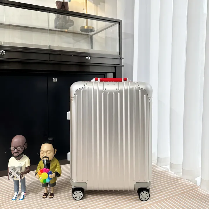 スーパーコピー リモワ スーツケース