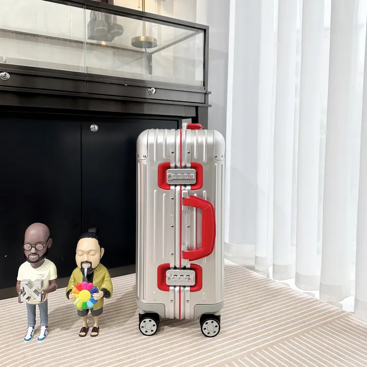 スーパーコピー リモワ スーツケース