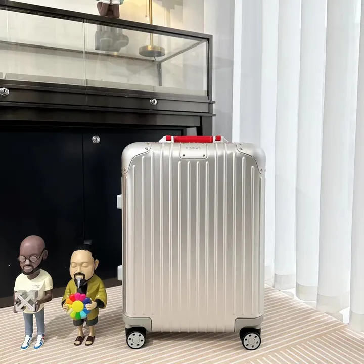 スーパーコピー リモワ スーツケース