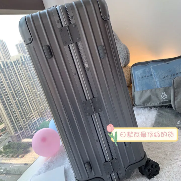 スーパーコピー リモワ スーツケース